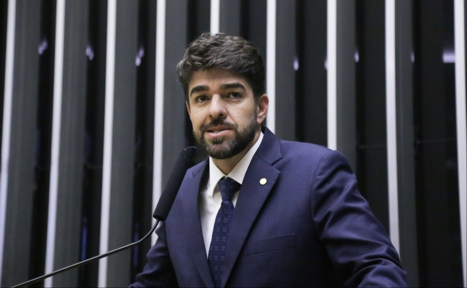 Deputado é presidente da Comissão de Saúde, colegiado mais cobiçado da Câmara diante do orçamento expressivo; ele ainda assumirá como relator do PL do licenciamento ambiental