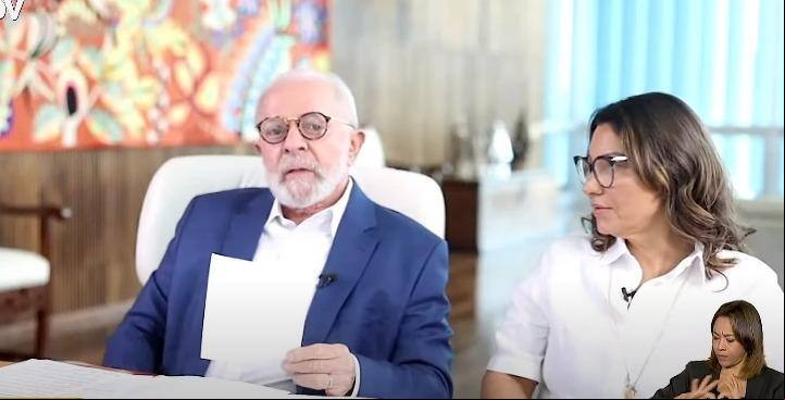 Presidente Luiz Inácio Lula da Silva participa por vídeo, ao lado da primeira-dama, Janja da Silva, do evento de 20 anos do Bolsa Família
