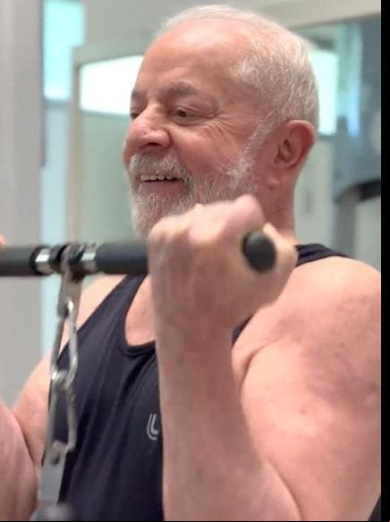 Lula malhando